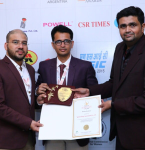 Indian Best Leadership Achievers received award Indian Best Leadership Achievers received award